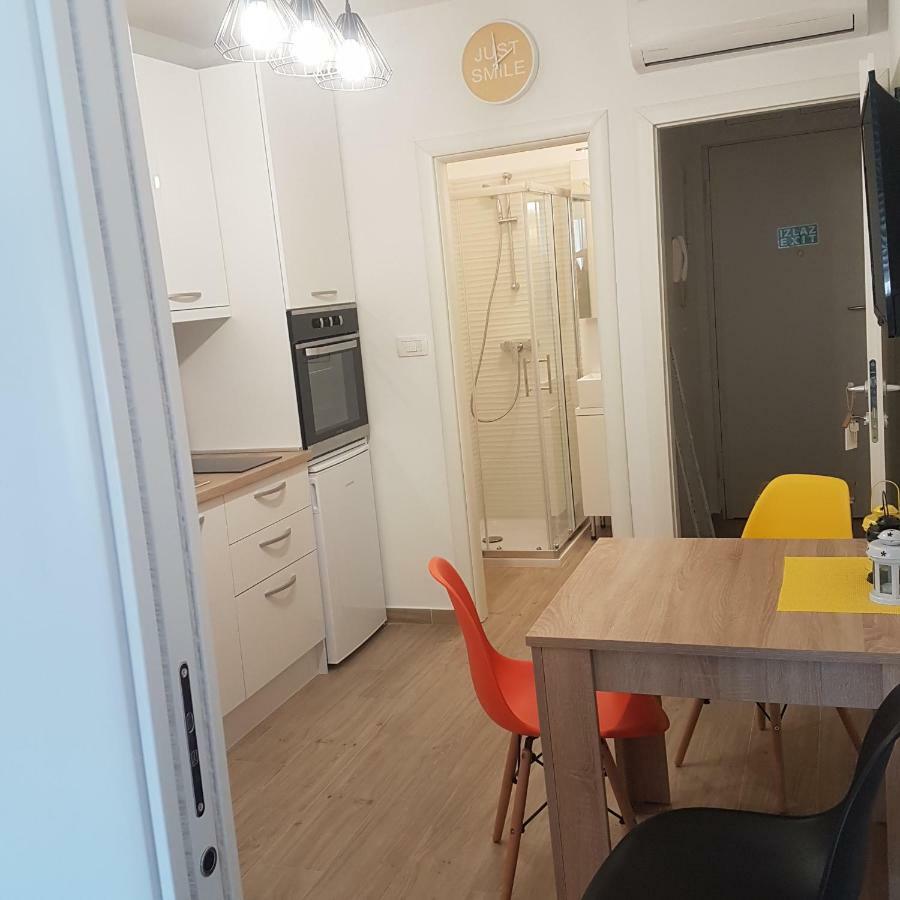 Apartment Milka สปลิท ภายนอก รูปภาพ